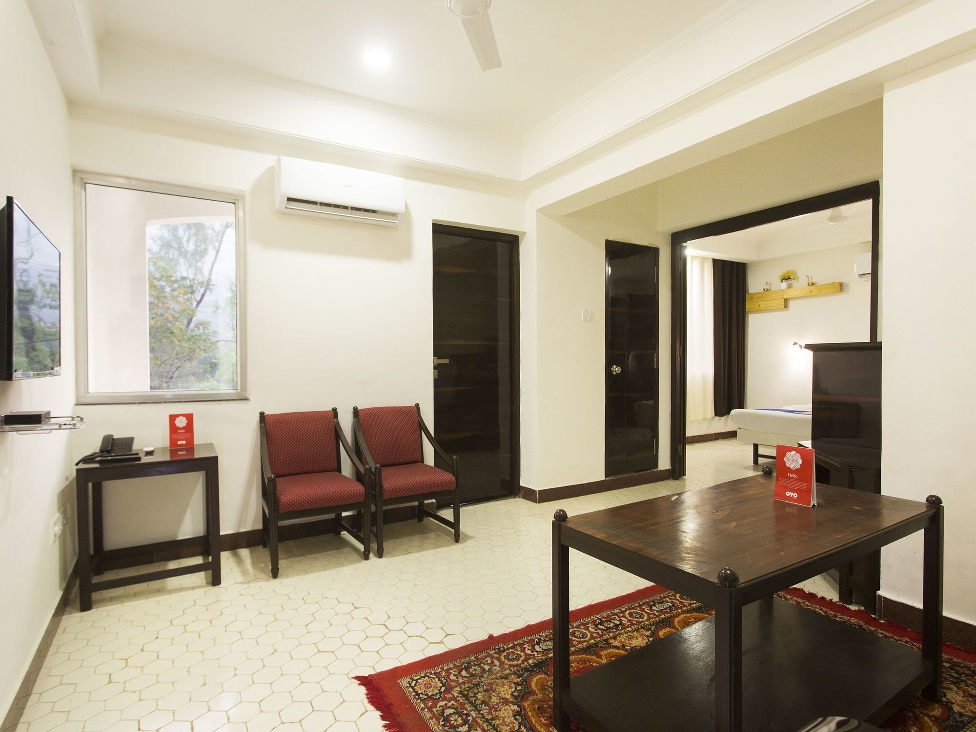 Oyo 9806 Hotel Arvi 로나발라 외부 사진